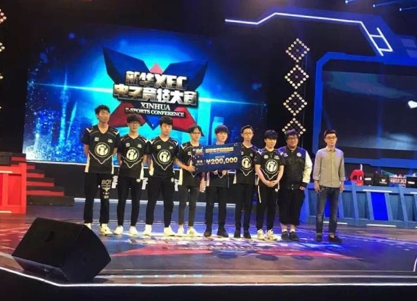 时隔多年，笑笑和“球王”贝拉重返解说席，七煌三人组有望重现？