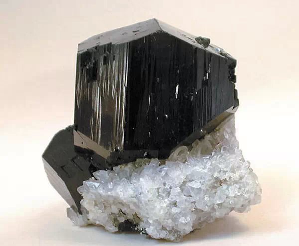 我的前半生宝石原石,我的前半生原石图片