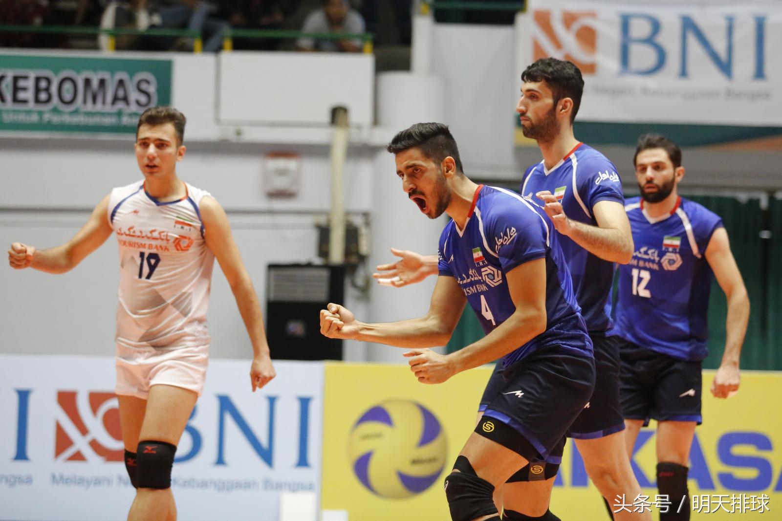 亚锦赛男排半决赛对阵伊朗赢了吗,2021男排亚锦赛中国对伊朗