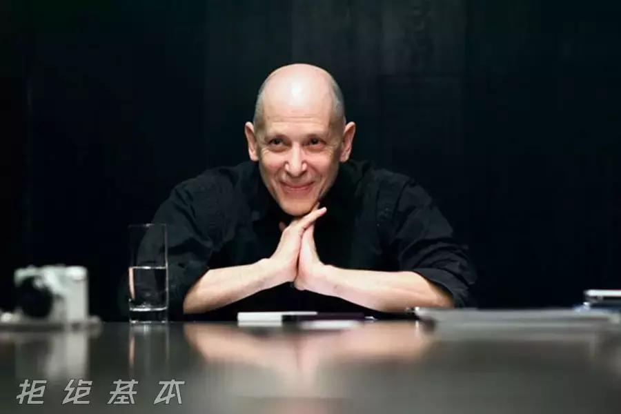 胸前有个爱心洞的大版t恤,胸前有爱心的半背衣