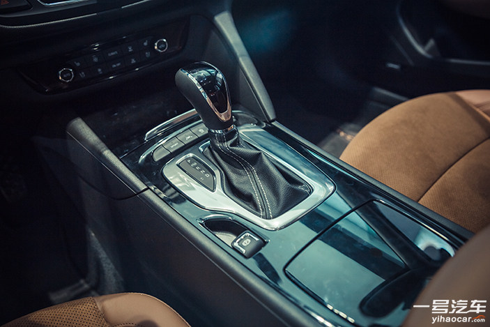 新君威深度试驾,新君威混动评测