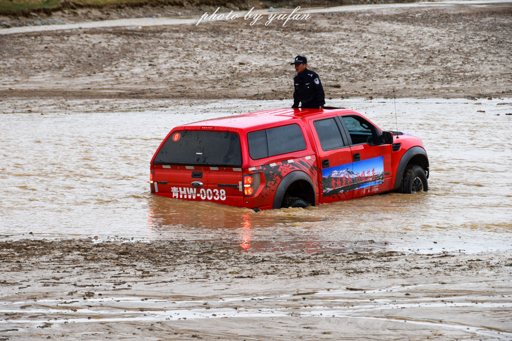 无人区穿越多少公里,无人区穿越和荒野求生哪个难