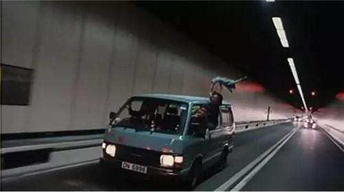 各国黑道大佬都喜欢开什么车,最适合黑社会老大开的车