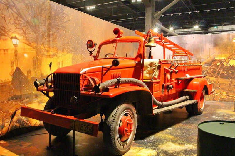 青山绿水间自由的飞翔,青山绿水放飞心情拥抱大自然