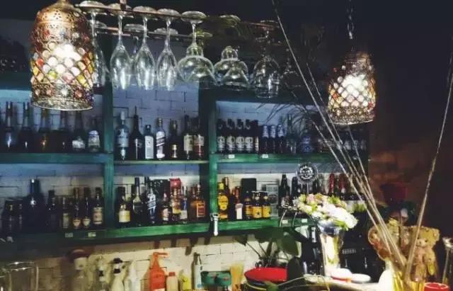 武汉附近小众旅游城市美食,武汉的著名风景和小吃