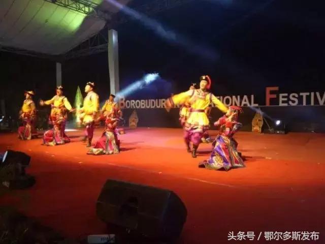 准旗艺术团舞台,准旗民间艺术团