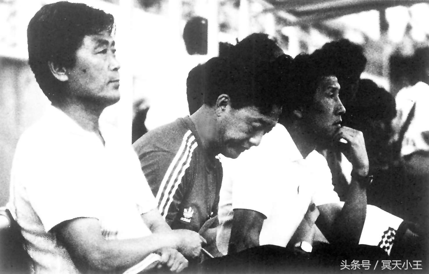 高丰文国足黑色三分钟,中国国足黑色三分钟