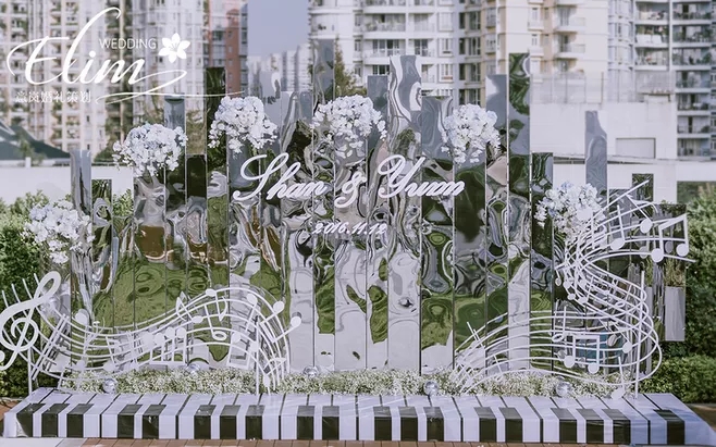 户外婚礼场景布置效果图,红色系婚礼户外布置场景