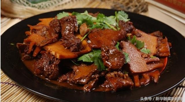 中国五十六个民族大观园（七）达斡尔、仫佬、羌、布朗、撒拉族穿狍皮衣吃荞面饺是哪个民族？