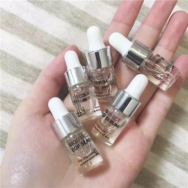 肌肤干燥、易脱妆、爱出油、质感差？我想你们应该还是有救的！