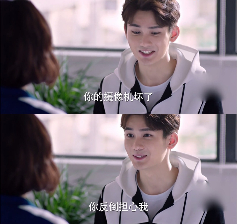 谭松韵熊梓淇浪花一朵朵微博,熊梓淇浪花一朵朵和谭松韵牵手