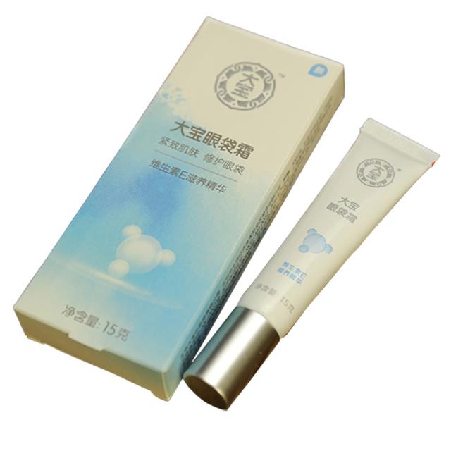 防晒霜和bb霜哪个对皮肤伤害大,女人每天涂防晒到底会不会老