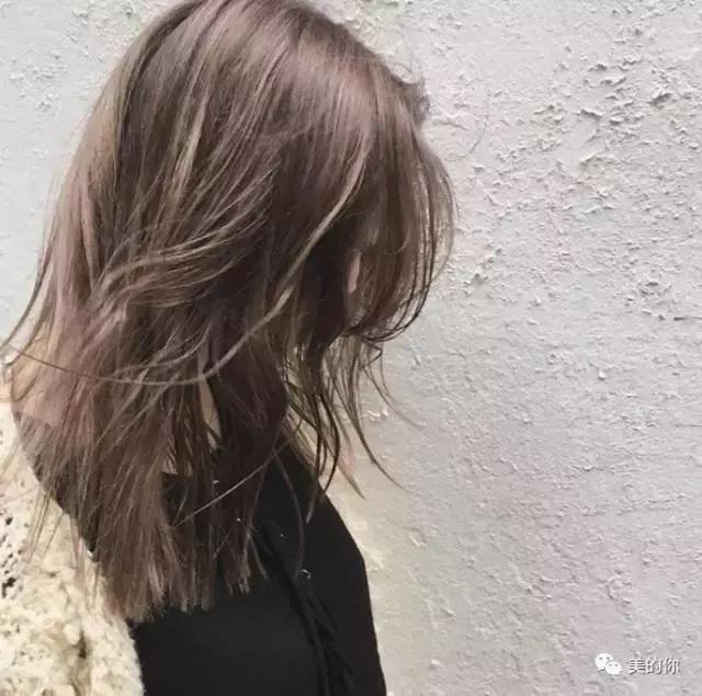 黄皮适合染什么颜色的发色显白,换发色耐看