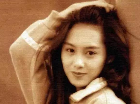 这才是女神，那些淘宝同款网红都弱爆了好嘛