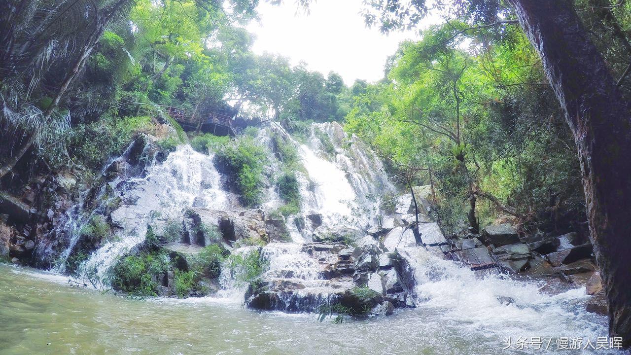 海南岛三亚和万宁哪个好玩 (海南三亚琼海自由行)