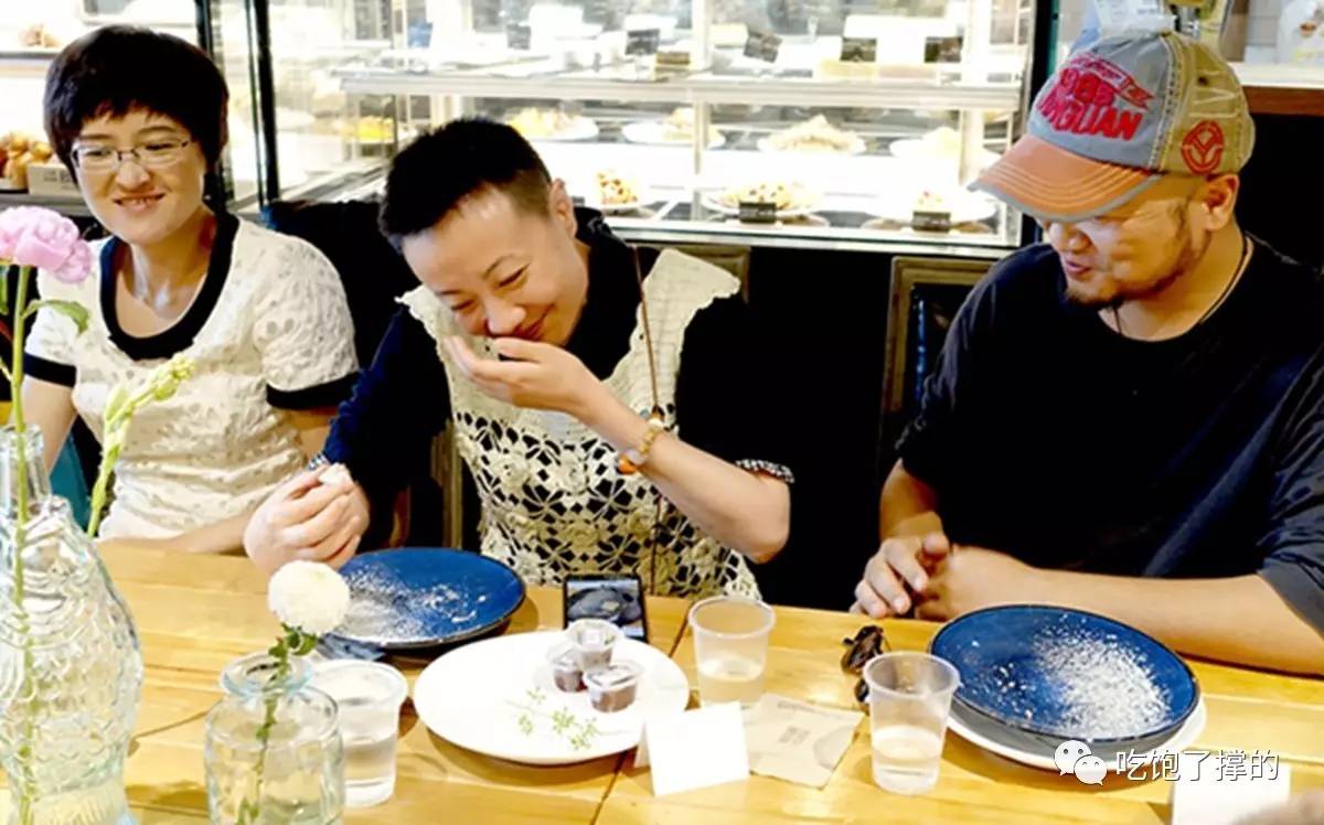 味道充满口腔,味道在舌尖绽放的句子