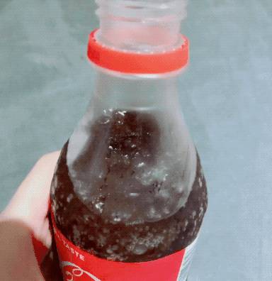 惊不惊喜!意不意外!大头朝下就能自己结冰的可乐你肯定没见过