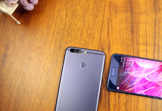 只看颜值,荣耀9和荣耀v9有什么区别