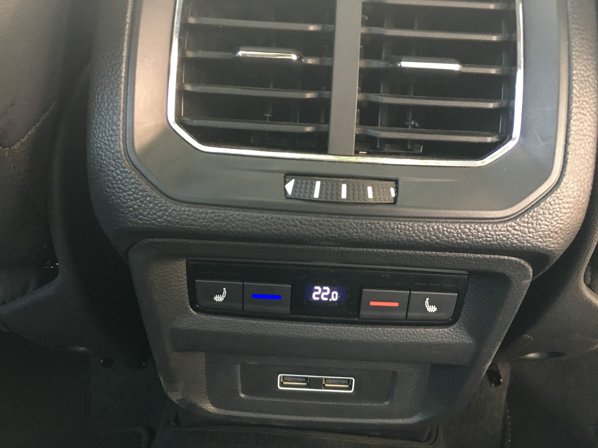 2023款途观lr-line380黑色试驾,2022途观lr-line评测