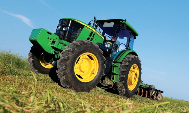 拖拉机约翰迪尔1204怎么开,约翰迪尔6b1204和6e1204有什么区别吗