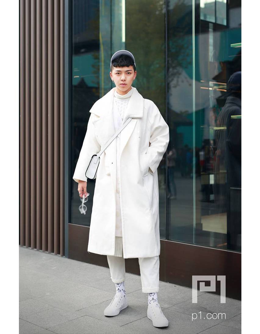 有这样一群摄影师，他们在街头用相机记录了成都人的时尚进化