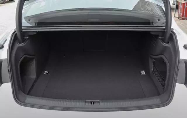 脱胎重生，2017款全新奥迪A4L