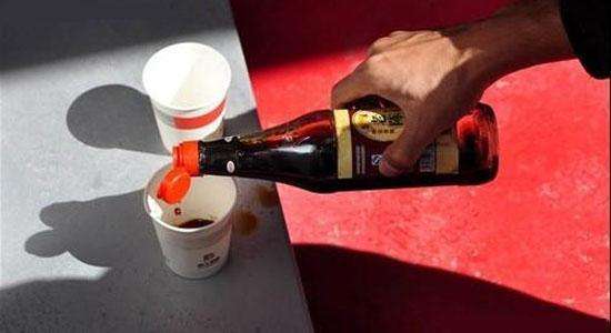 汽车除味喷雾剂有用吗,汽车暴晒除味正确方法