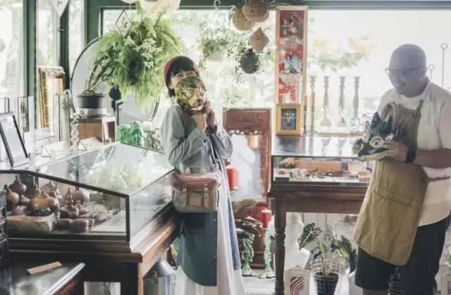 背了这个“甜甜圈”包包，我彻底放弃了北极狐