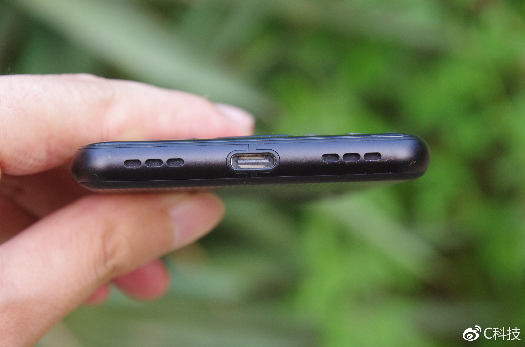 当安全、商务遇见Android国行黑莓KEYone评测