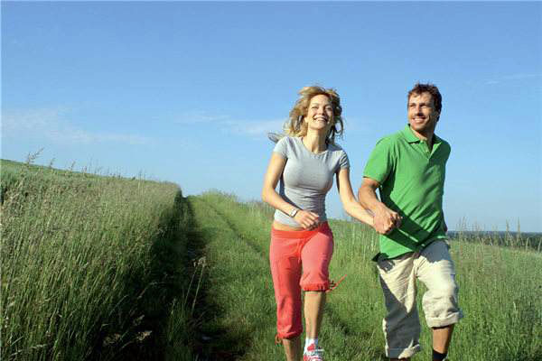 秋季养生谨防四点,秋季养生防病做好这四点