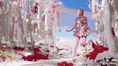 全宇宙最能吃的女明星，吃天吃地吃自己！