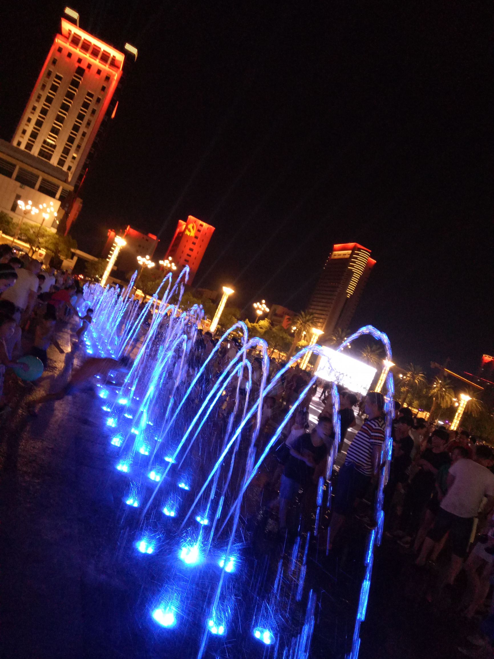 南昌八一广场改造花了多少钱,南昌市八一广场改造工程