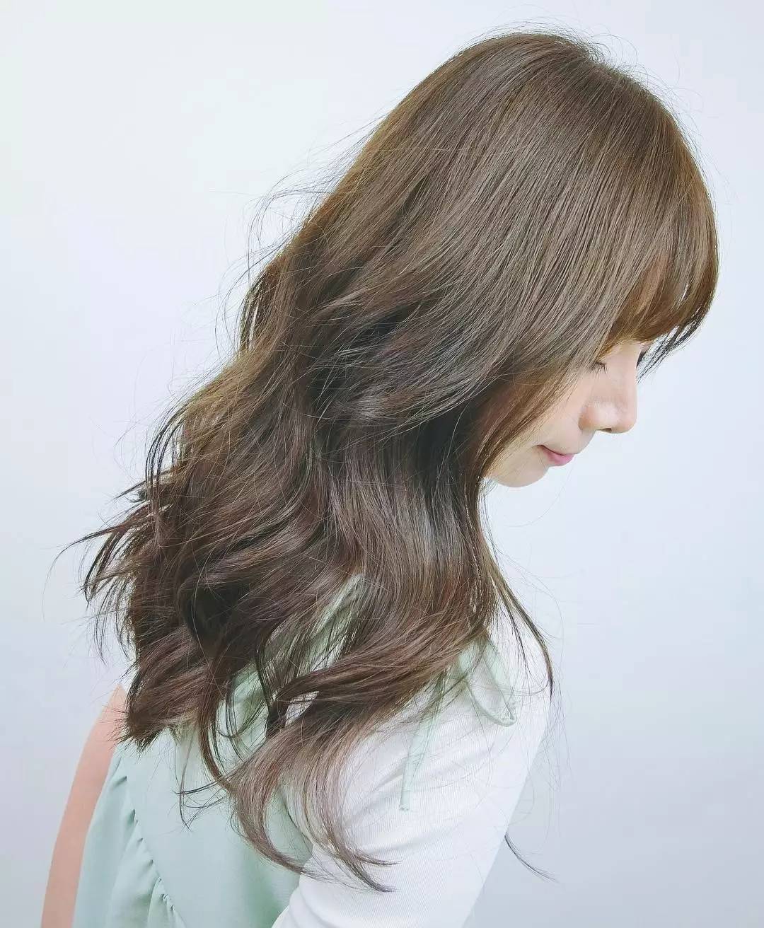 今夏最显白的3款流行发色,所有显白的颜色