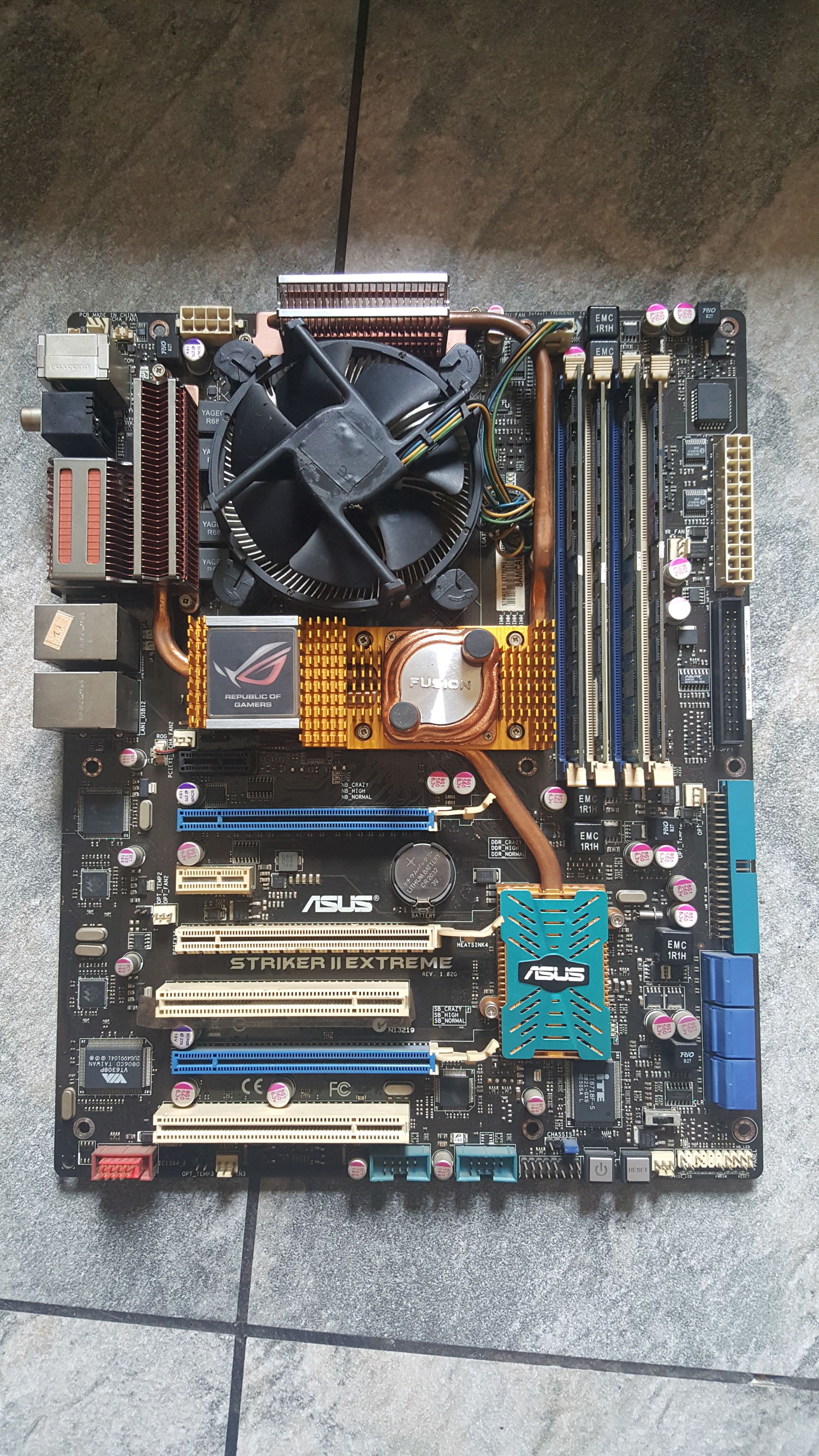 15000块玩家国度全家桶,1200块钱的主板