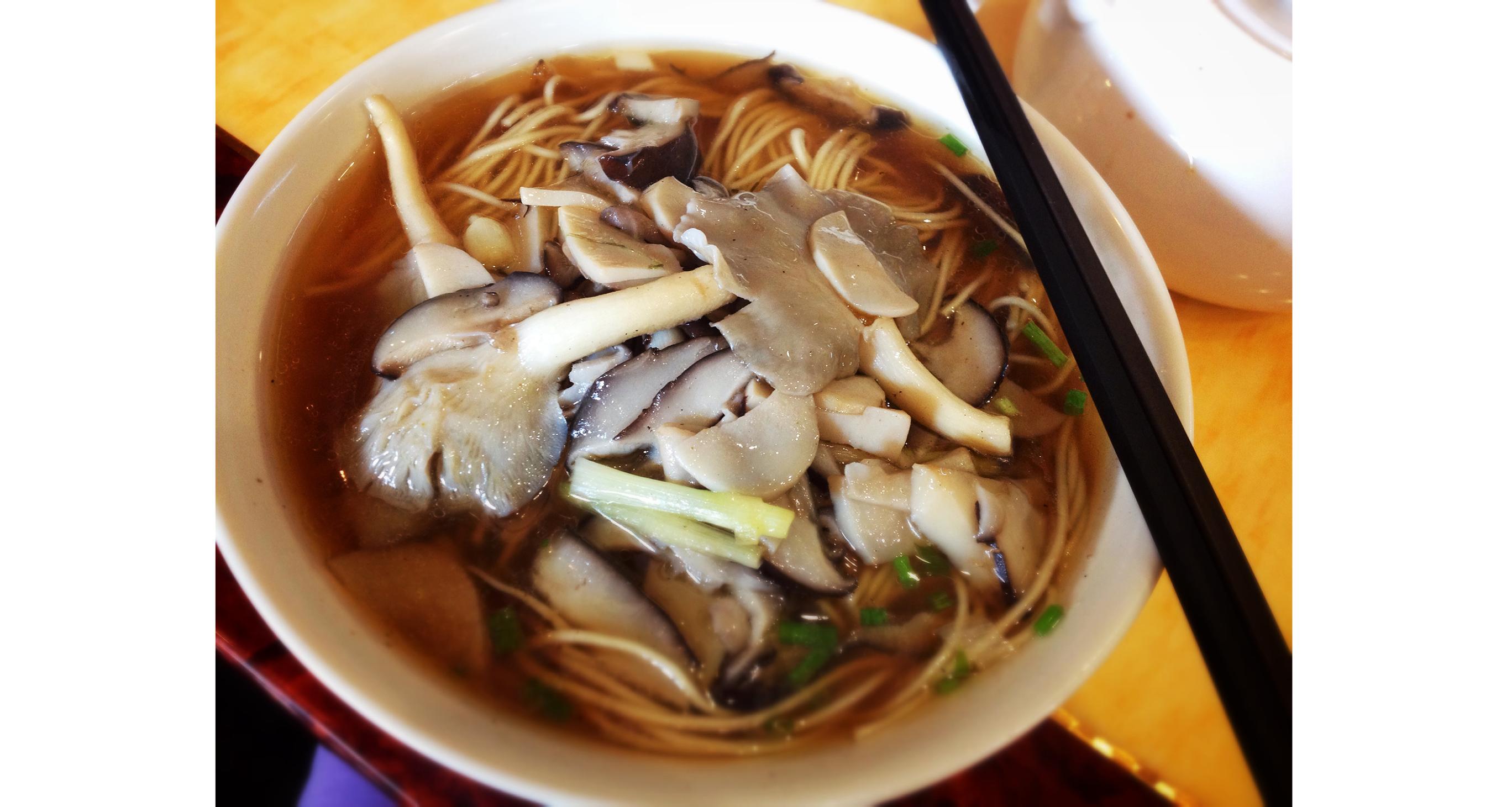 洪昭光谈养生之道,膳食结构一荤一素一菌菇健康搭配