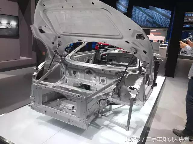 西班牙老车 (为什么外国路上那么多老车)