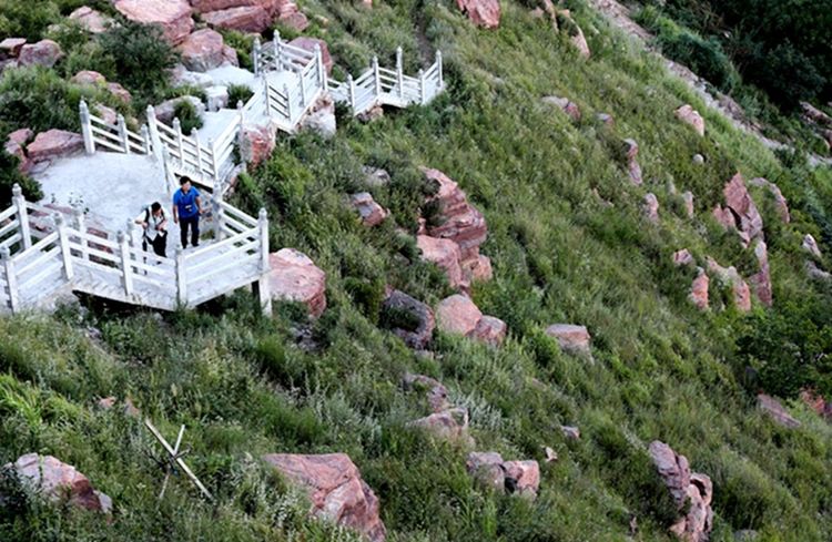 伊滨区万安山山顶公园,洛阳万安山山顶公园照片