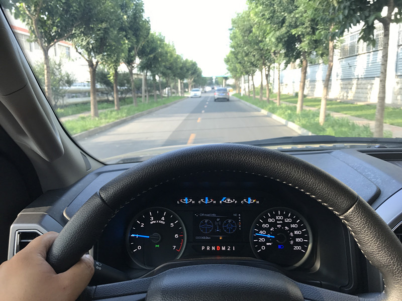 皮卡到报废年限不去报废,三十年报废的皮卡