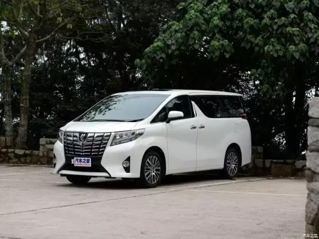 全球唯一敢加价40万的日本车，据说只有坐这车才算“圈里人”？