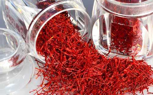 藏红花泡水喝有什么功效与作用吗,藏红花泡水喝有什么功效呢