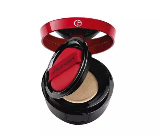 阿玛尼最新款女装,阿玛尼最不好用的系列