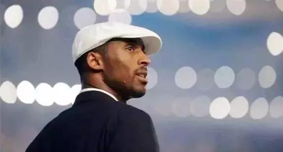 韦德回忆科比在中国的影响力,08年韦德科比对比