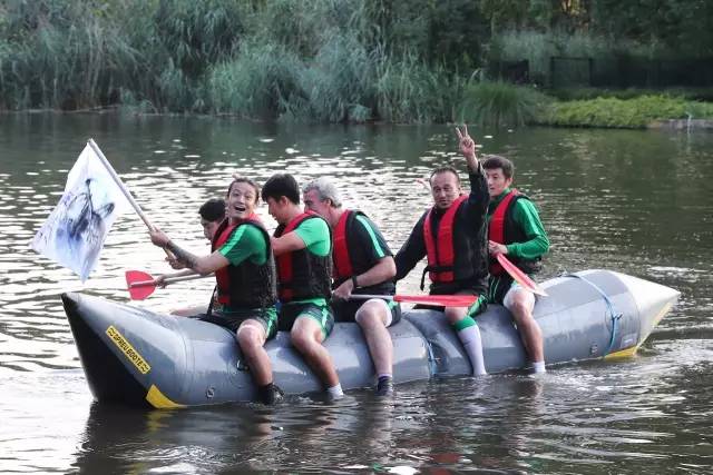 海外拉练日记(二):自制皮划艇大赛high翻全队附海量图集