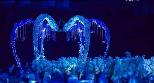 星空婚礼布置效果图,星空婚礼现场布置需要多长时间