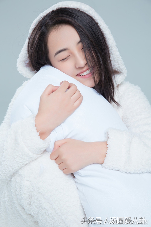 8岁童星一年演的七部戏,童星8岁拍电影