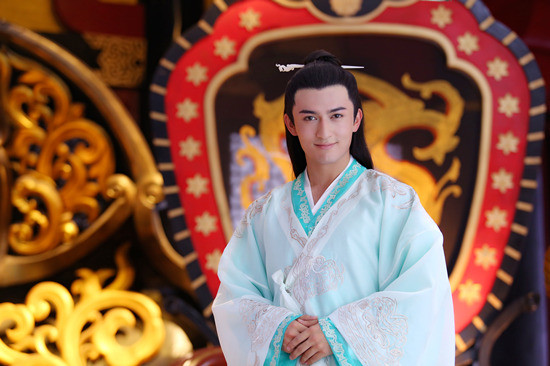 张昌之和张易之真实存在吗,张宗昌与张易之谁更出名