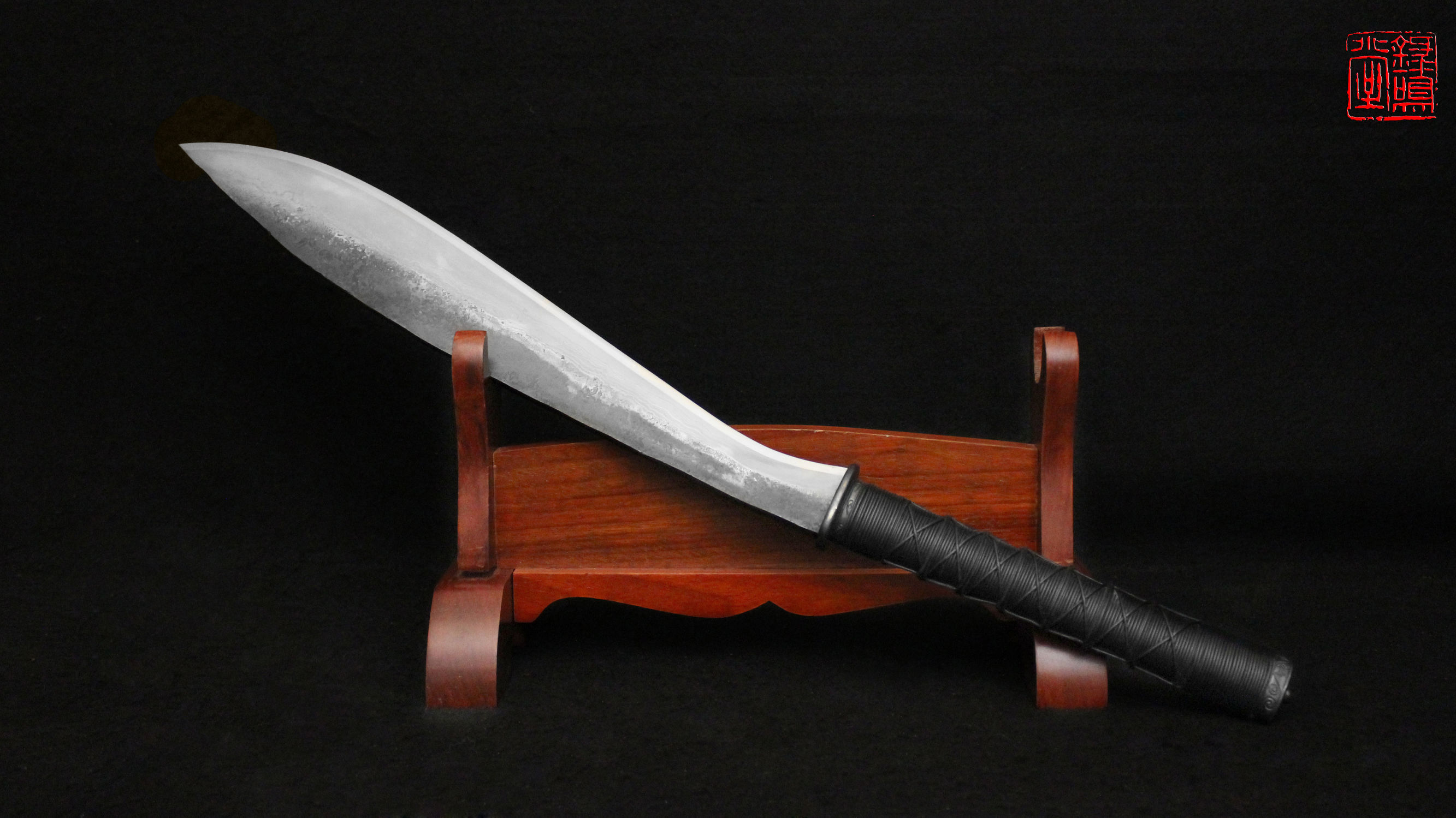 百炼钢狗腿弯刀,百炼钢剔骨刀好吗