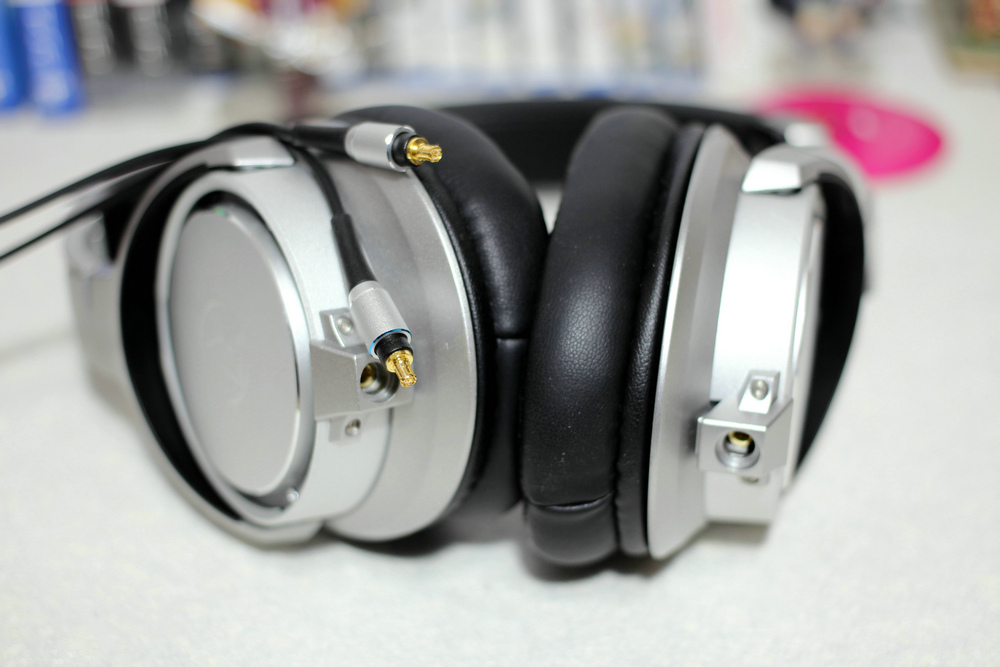 日本铁三角耳机sr9,铁三角ath-m20x耳机测评