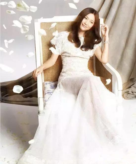 LifeAsBarbie让自己足以强大，享受自由的人生