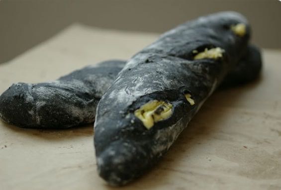 米坦墨鱼汁意面,无法抗拒的美餐